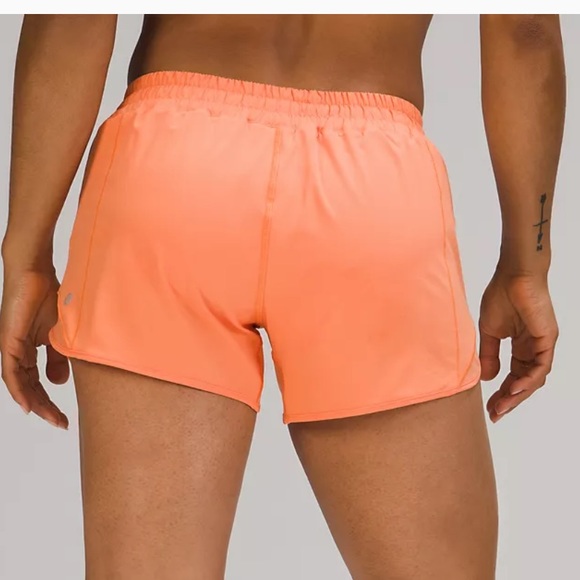 🍑LULULEMON HOTTY HOT LR SHORT 4”-GOLDEN APRICOT🍑 - Picture 6 of 13